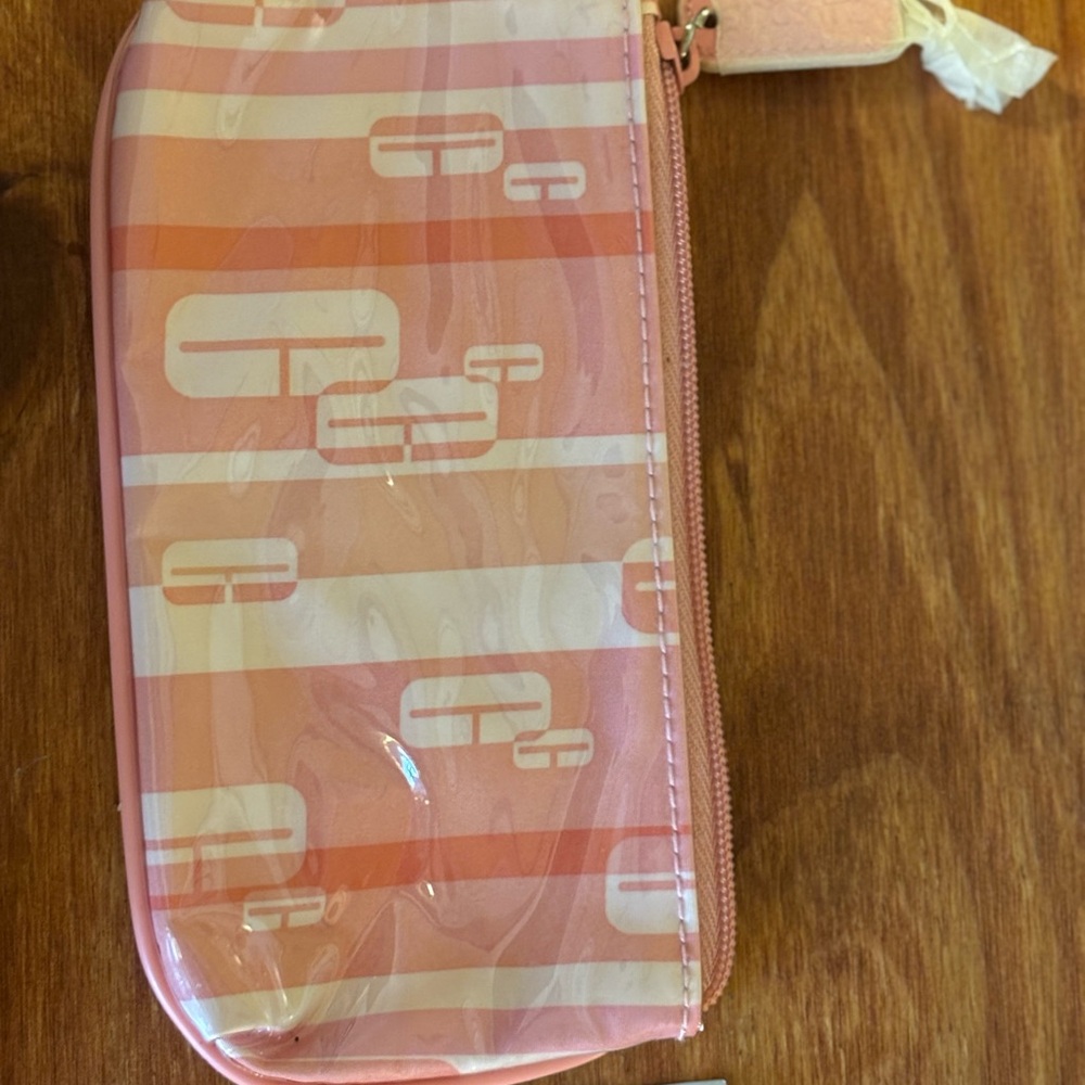 Sold - Picture 3 of 4